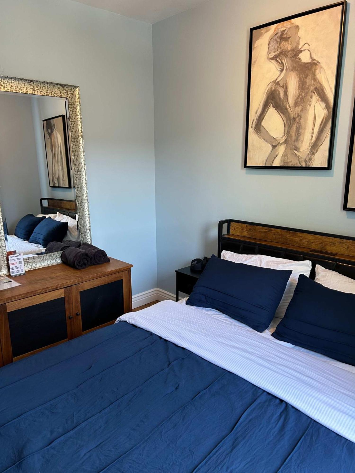 Blue Room In Dorothy'S Bnb Chicago Extérieur photo