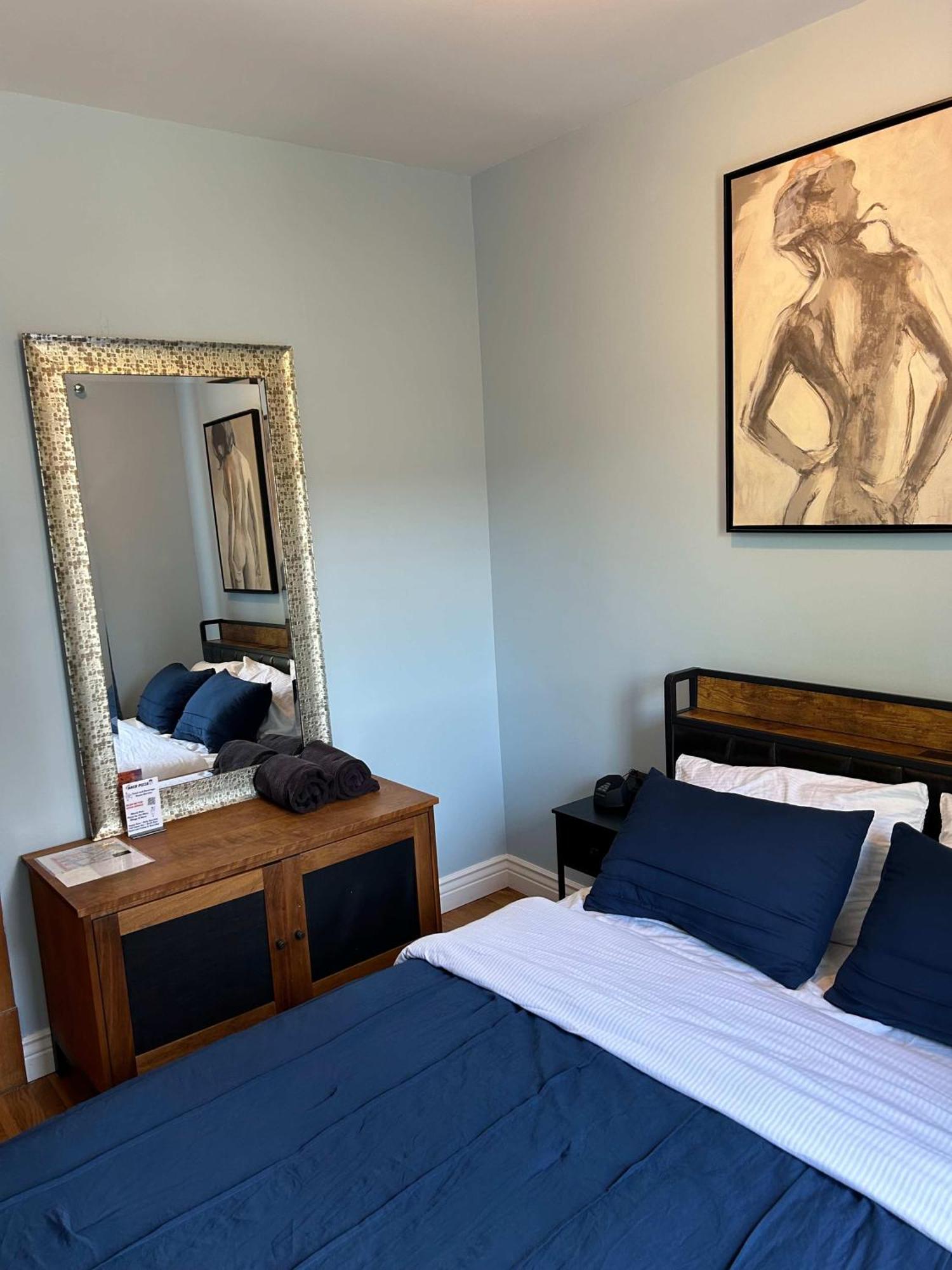 Blue Room In Dorothy'S Bnb Chicago Extérieur photo
